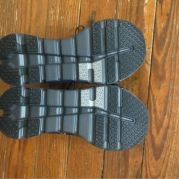 On Running Cloudrunner 2 Waterproof - W8 - Picture 5 of 5